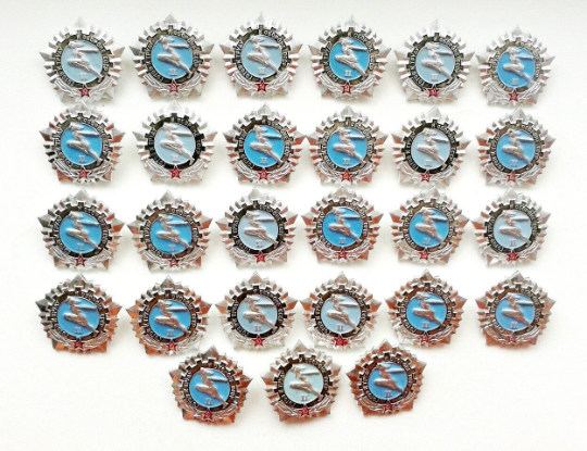 soviet teenagers GTO sport award pin badges
