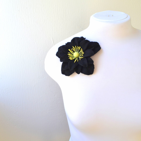 Black Hellebore flower brooch 1