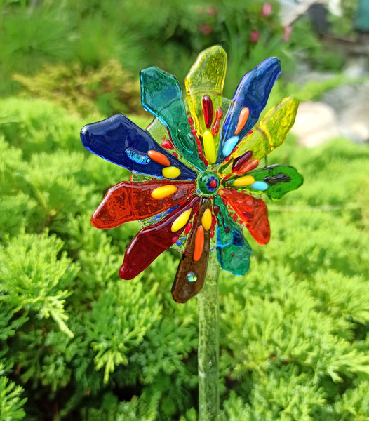 Fused Glass Flower Garden Stakes