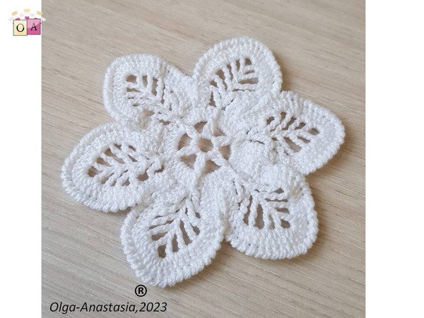 Snowflake_crochet_pattern_flower (3).jpg