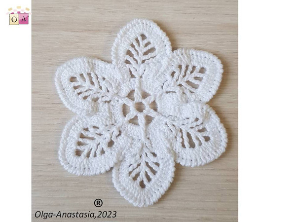 Snowflake_crochet_pattern_flower (4).jpg