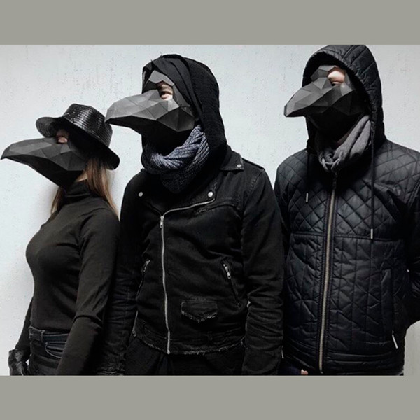 the mask of the plague doctor halloween.png