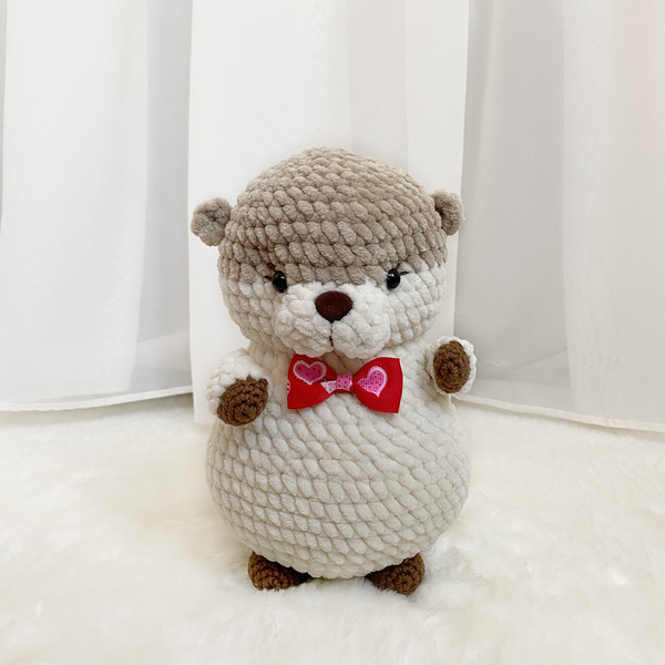 Crochet pattern otter