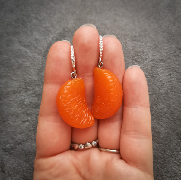 tangerin earrings.jpg