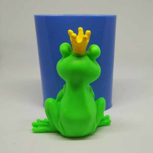 Frog princess soap and silicone mold 3