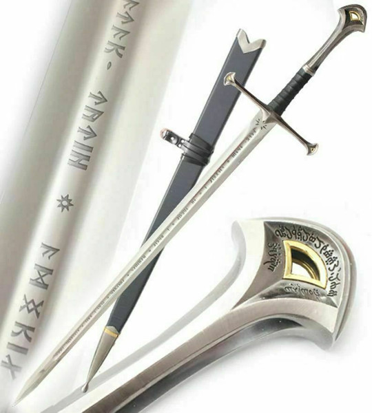 Anduril Narsil Swords of Strider  (1).jpg