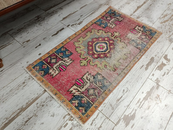 oriental rug, miniature rug, pink blue rug, vintage rug, boho decor rug, retro mat, turkish rug, organic mat, bath rug03.jpg