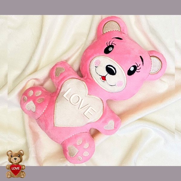 Bear-love-Valentine-Stuffed-Toy- Stuffed-Plushie.jpg