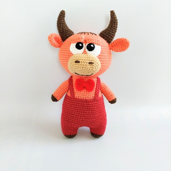 bull toy crochet pattern