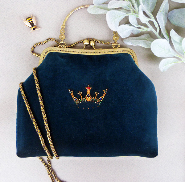 evening crown  bag.jpg