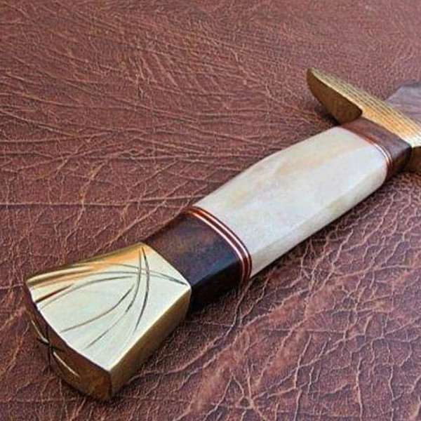 33 Handmade damascus swords  battle ready damascus steel sword viking swo.png
