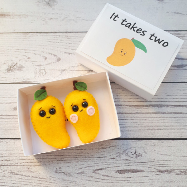 Mango-pocket-hug-funny-gift