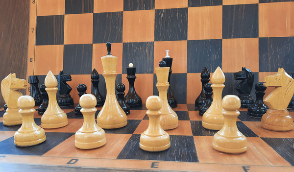 big_middle_chessmen4.jpg