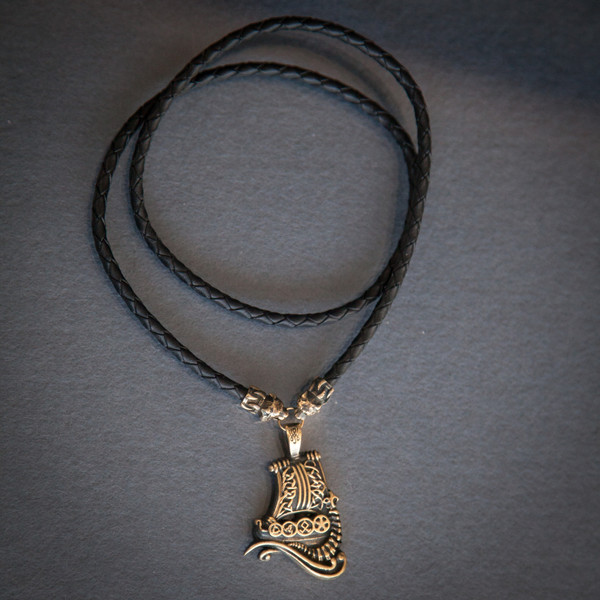 viking-boat-pendant-leather-cord