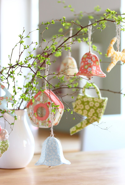 easter-decoration-watering-can-5.JPG