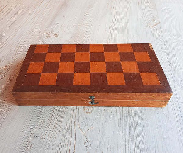 small_chess_set_1955.2.jpg