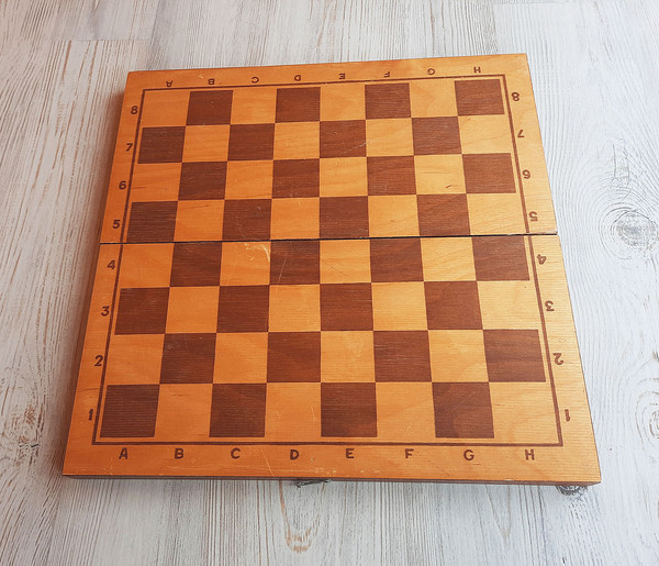 chess_checkers_plastic7.jpg