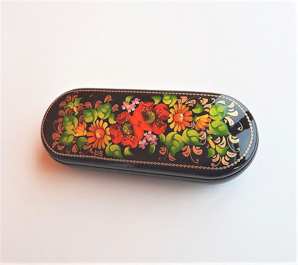 red poppies floral rassian glasses case hand painted
