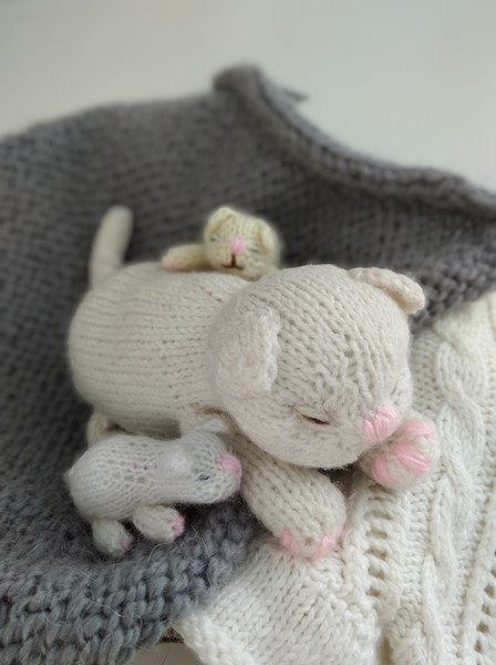Toy cat knitting pattern PDF Knitted animal pattern.jpg