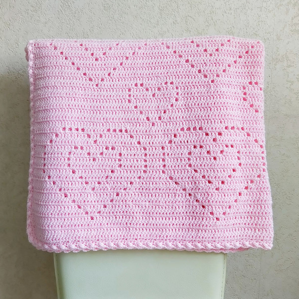 Filet crochet heart.jpg