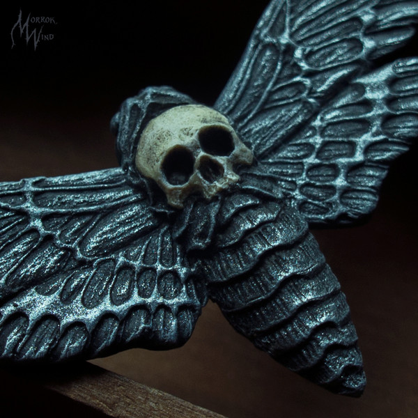 skull-moth-pendant-Death-head-moth-jewerly-death-moth-necklace-witchy-jewelry-gothic-jewelry-hawk-moth-jewelry