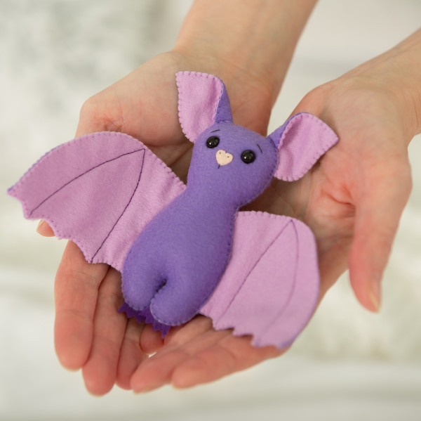 Cute-Bat-plush