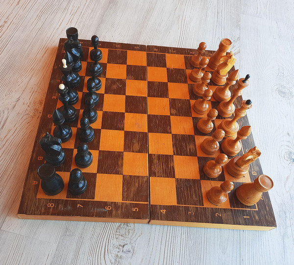 chess set vintage made in ussr 1960s-1970s