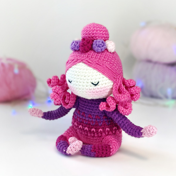 Crochet-doll-pattern-01.jpg