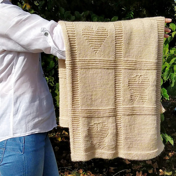 easy knit blanket pattern for beginners.jpg