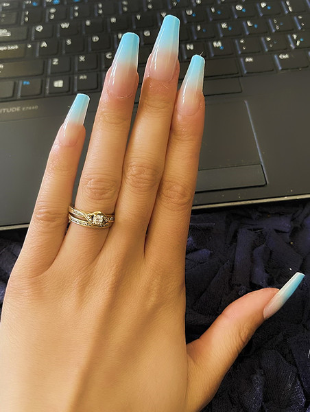 blue-ombre-press-on-nails-tips.jpg