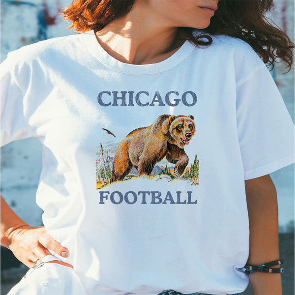 shirt-white-Chicago-Football-Retro-Style-Truck-Stop-Souvenir---Chicago-Bears.jpeg