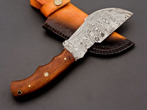Artisan Crafted Damascus Steel Hunting Skinner Knife with Fixed Blade and Leather Sheath (4).jpg