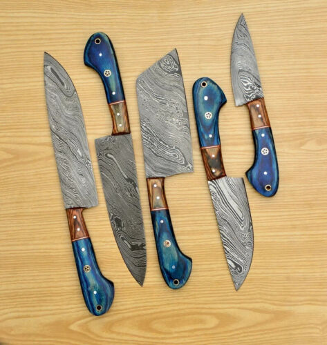 Damascus steel Chef knives Handmade knives Custom knives Kitchen cutlery Knife set High-quality knives Sharp blades Wooden handles Rust-resistant knives (2).jpg