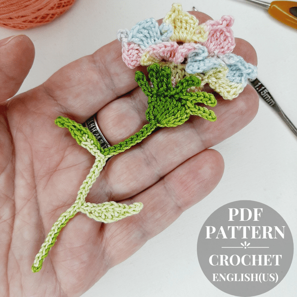 Crochet pattern flower with leaves, flower applique, crochet