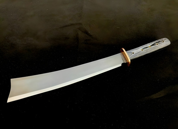 Gift-of-the-Blade-Engraved-Damascus-Machete-Sword-for-Him (4).jpg