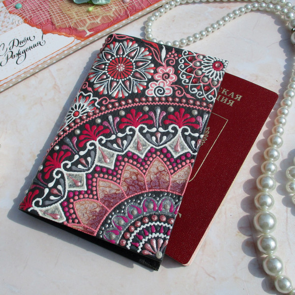 hand-painted-passport-case.JPG