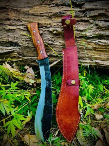 The-Ultimate-Hunting-Companion-Personalized-Bowie-hunting-Machete (1).jpg