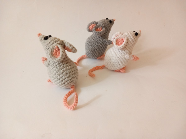 crochet_for_begginers_mouse.jpg