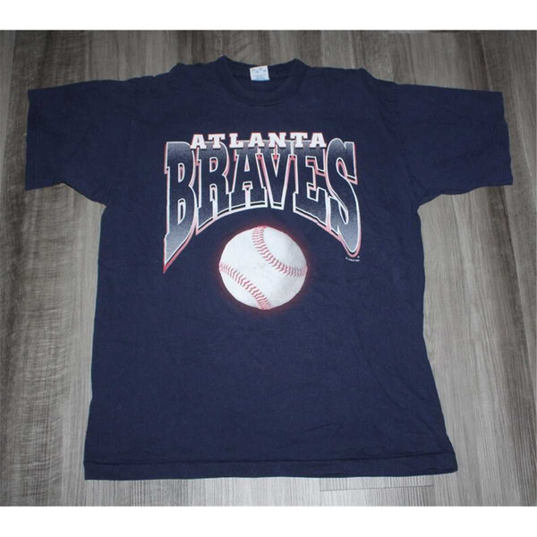 Vintage 90s Clothing MLB Atlanta Braves Baseball Salem Sportswear Men Size XL Oversized Womens Retro 1997 Logo Print S Red 2XL Tshirt | Inora