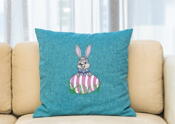 Easter-Bunny-Embroidery-12407303-3-580x412.jpg