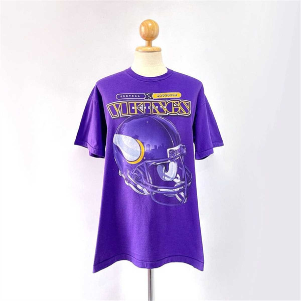 MR-1052023165329-vintage-minnesota-vikings-nfl-football-t-shirt-size-xl-image-1.jpg
