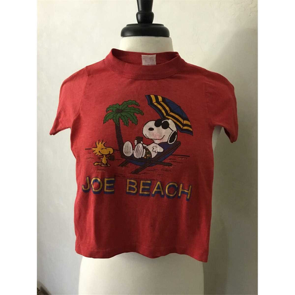 MR-115202395646-vintage-snoppy-t-shirt-red-childrens-shirt-size-68-image-1.jpg