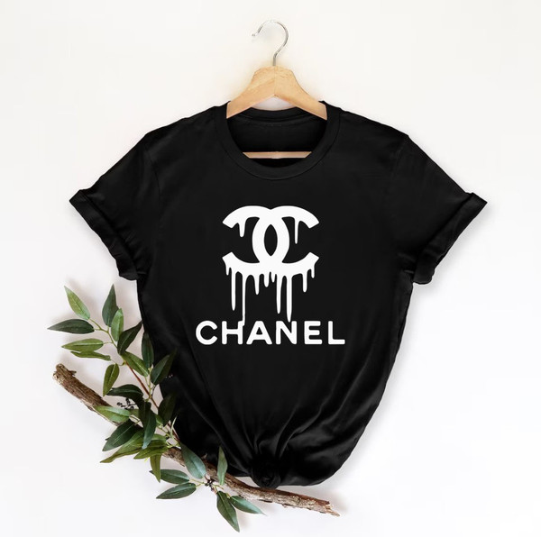 Chanel T-Shirt, Women and Men Fashion Chanel Shirt, Chanel T