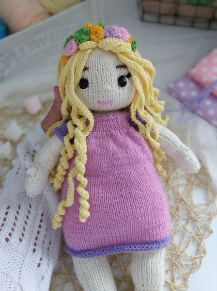 LUNA doll knitting pattern. Knitted doll pattern. Toy knitting pattern.jpg