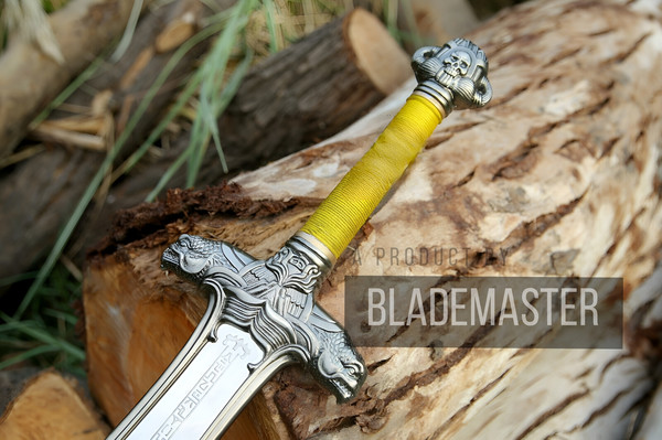 Unforgettable-Valor-Handmade-Conan-the-Barbarian-Replica-Sword-The-Ideal-Birthday-&-Anniversary-Gift-for-Him (5).jpg