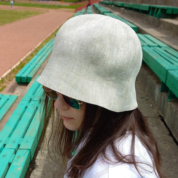 Linen bell hat. Beige panama for protection from the sun. Linen bucket hat.