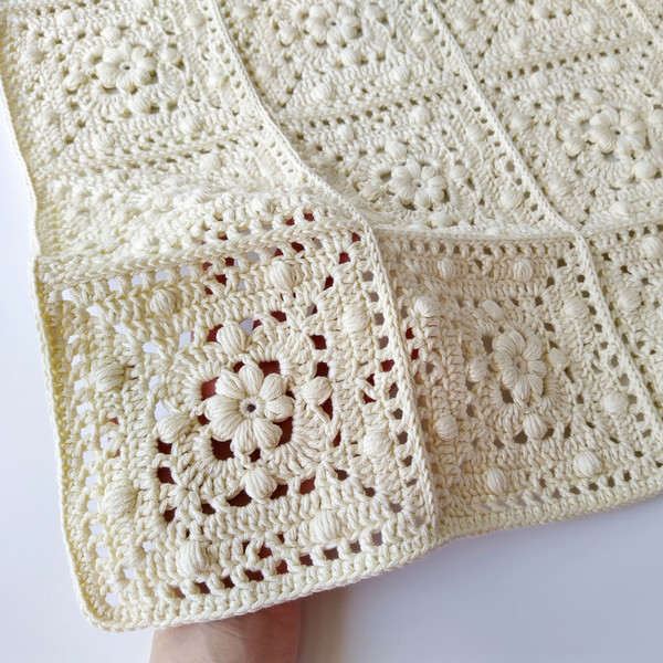 crochet large granny square blanket.jpg