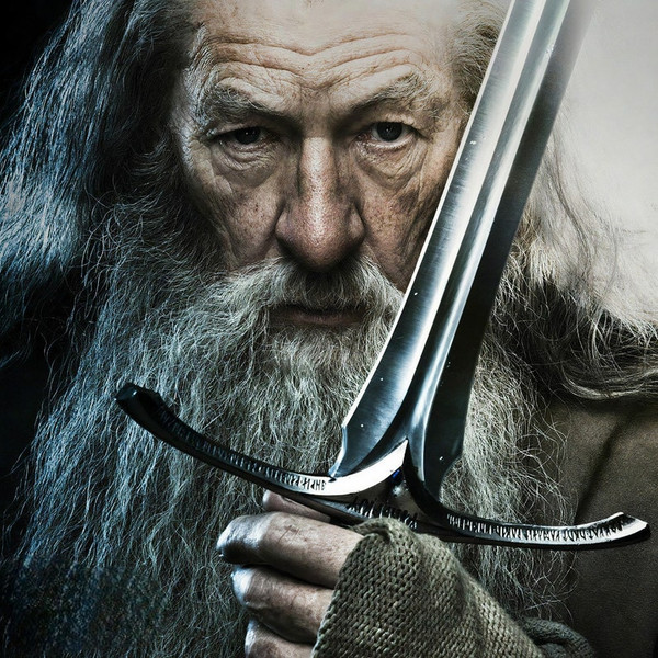 Lord-of-the-Rings-Swords-Glamdring,-Gandalf's-Sword,-LOTR-Plaque-Replica,-Authentic-Blades,-Ideal-Gifts-for-Him-and-Dad (5).jpg