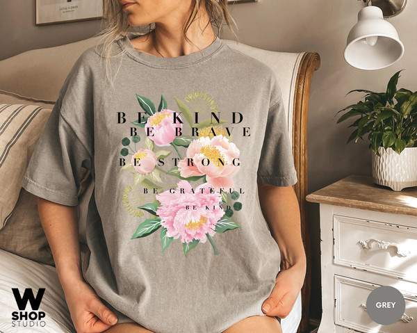 Floral T-Shirt, Comfort Colors Shirt, Botanical Flower T-Shirt, Vintage Nature Lover, Graphic Tees For Women - 5.jpg