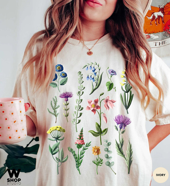 Botanical Shirt, Vintage Floral T-shirt, Flower Tee, Vintage Botanical, Wildflower Botanical Print, Oversized Shirt, Graphic Tshirt - 2.jpg